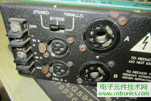 用料很給力！專業后級功放美國高峰FA1201拆解