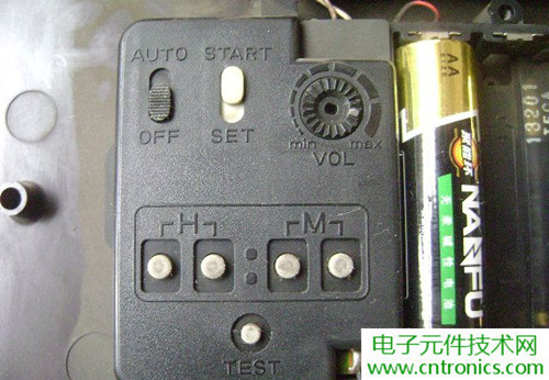 拆個老古董，日本精工石英電子掛鐘拆解