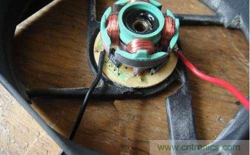 創意DIY！迷你風力發電機！