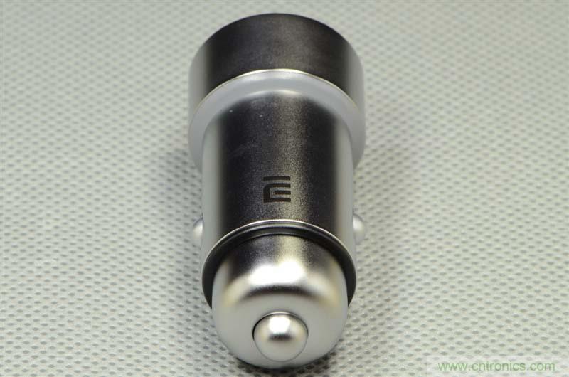 小米車載充電器拆解評(píng)測(cè)：49元能讓這枚&ldquo;子彈&rdquo;飛多遠(yuǎn)？