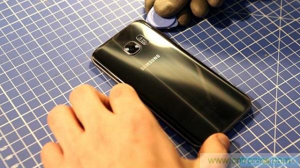 三星S7手機僅靠粘膠防水，也是沒&ldquo;sei&rdquo;了！