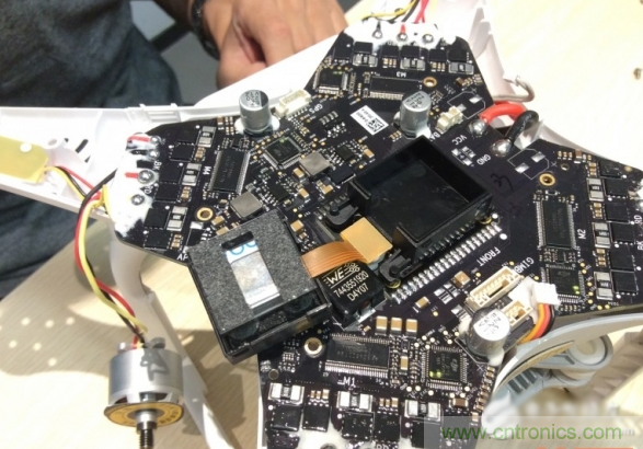 真飛機拆不著，那就來拆拆無人機&ldquo;鼻祖&rdquo;大疆吧！