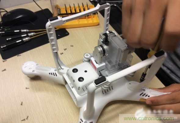 真飛機拆不著，那就來拆拆無人機&ldquo;鼻祖&rdquo;大疆吧！