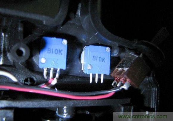 無(wú)人機(jī) DIY 制作全過(guò)程，酷得不要不要的！