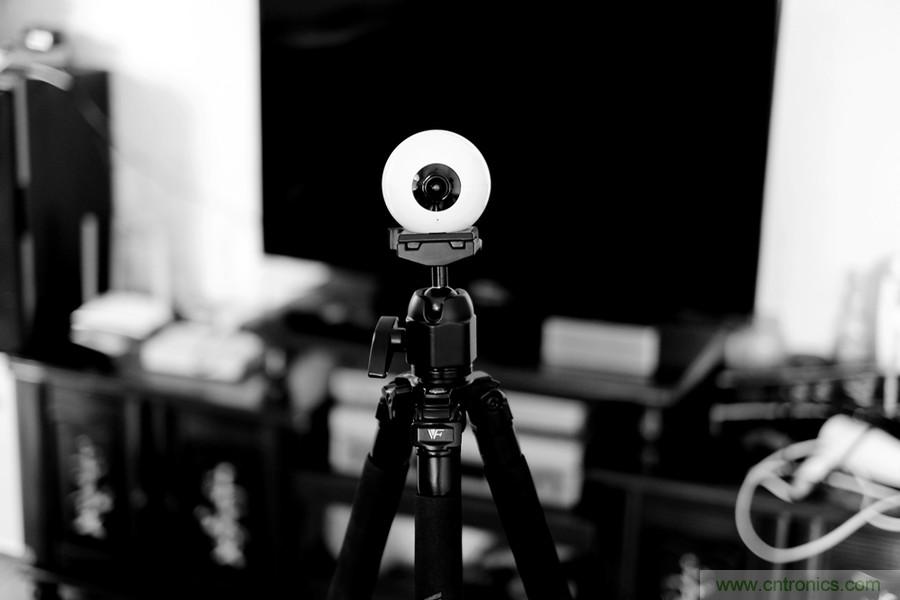 造型神似BB8，讓照片翻滾起來(lái)&mdash;&mdash;暴風(fēng)魔眼