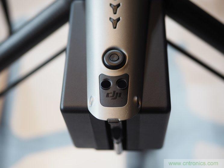 對比大疆/零度/昊翔/極飛夜間避障技術哪家強？