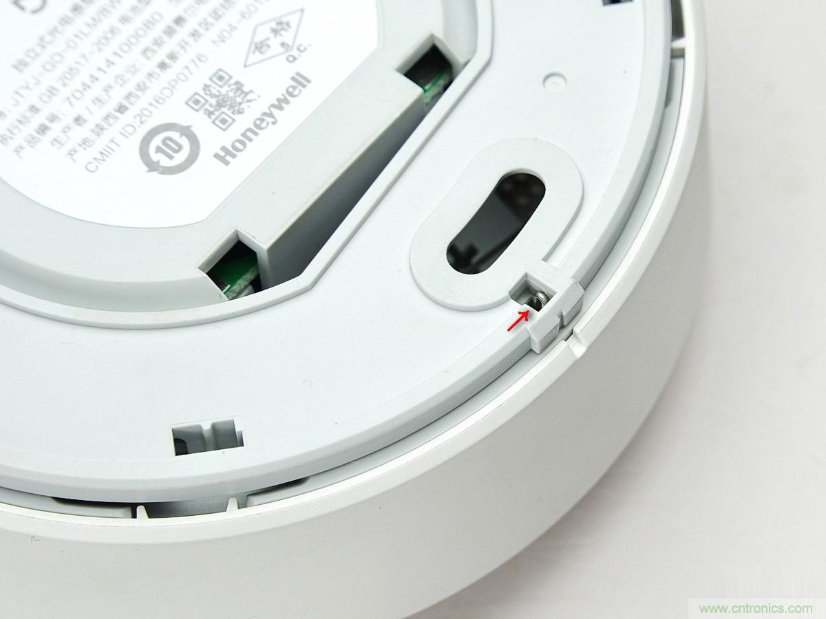 小米煙霧報警器拆解：一顆電池可用五年是如何做到的？