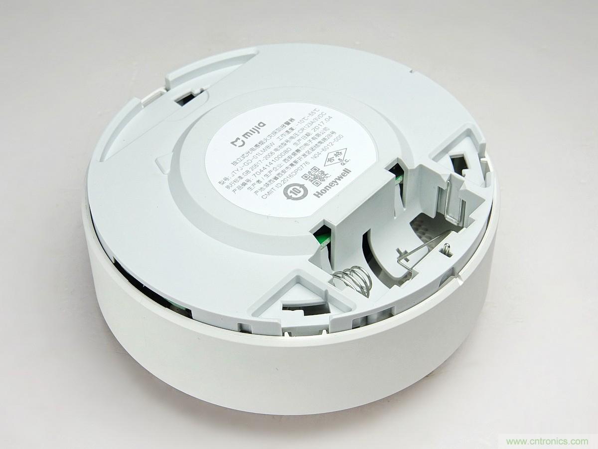 小米煙霧報警器拆解：一顆電池可用五年是如何做到的？