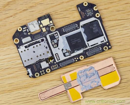 拆解黑鯊手機：多級直觸一體式液冷系統有什么門道？