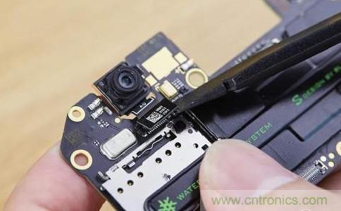 拆解黑鯊手機：多級直觸一體式液冷系統有什么門道？