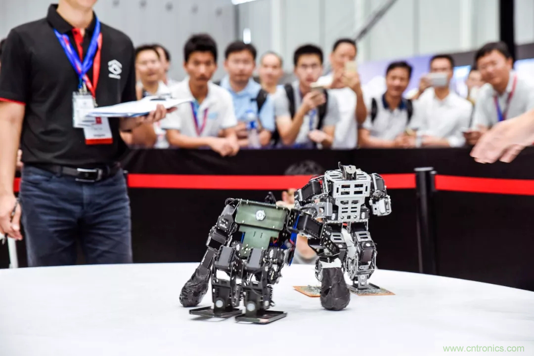 連續(xù)3年落戶順德！2018超燃機(jī)器人大賽等你來戰(zhàn)！