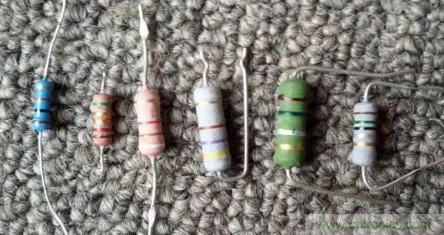 電阻器在電動機實現降壓和限流起到什么作用？