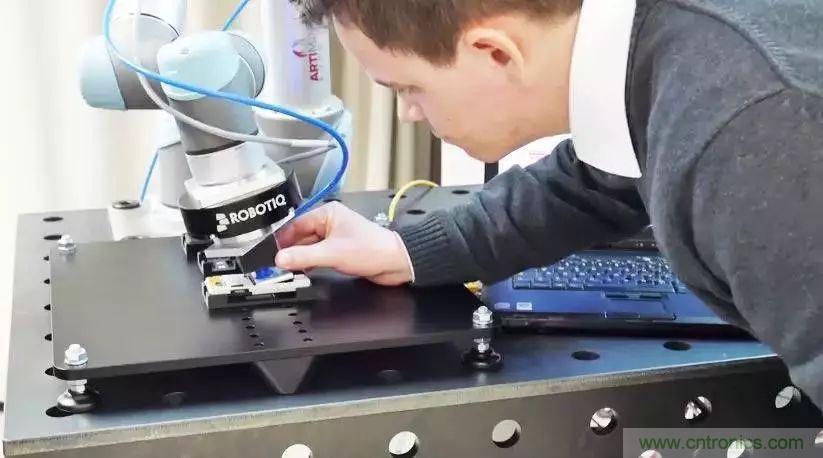 力傳感器在機器人哪些應用中，可以完爆視覺系統(tǒng)？